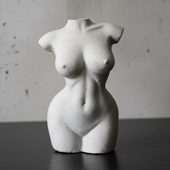 The Venus Torso Vase: Handmade Decorative Vase by Deterra London